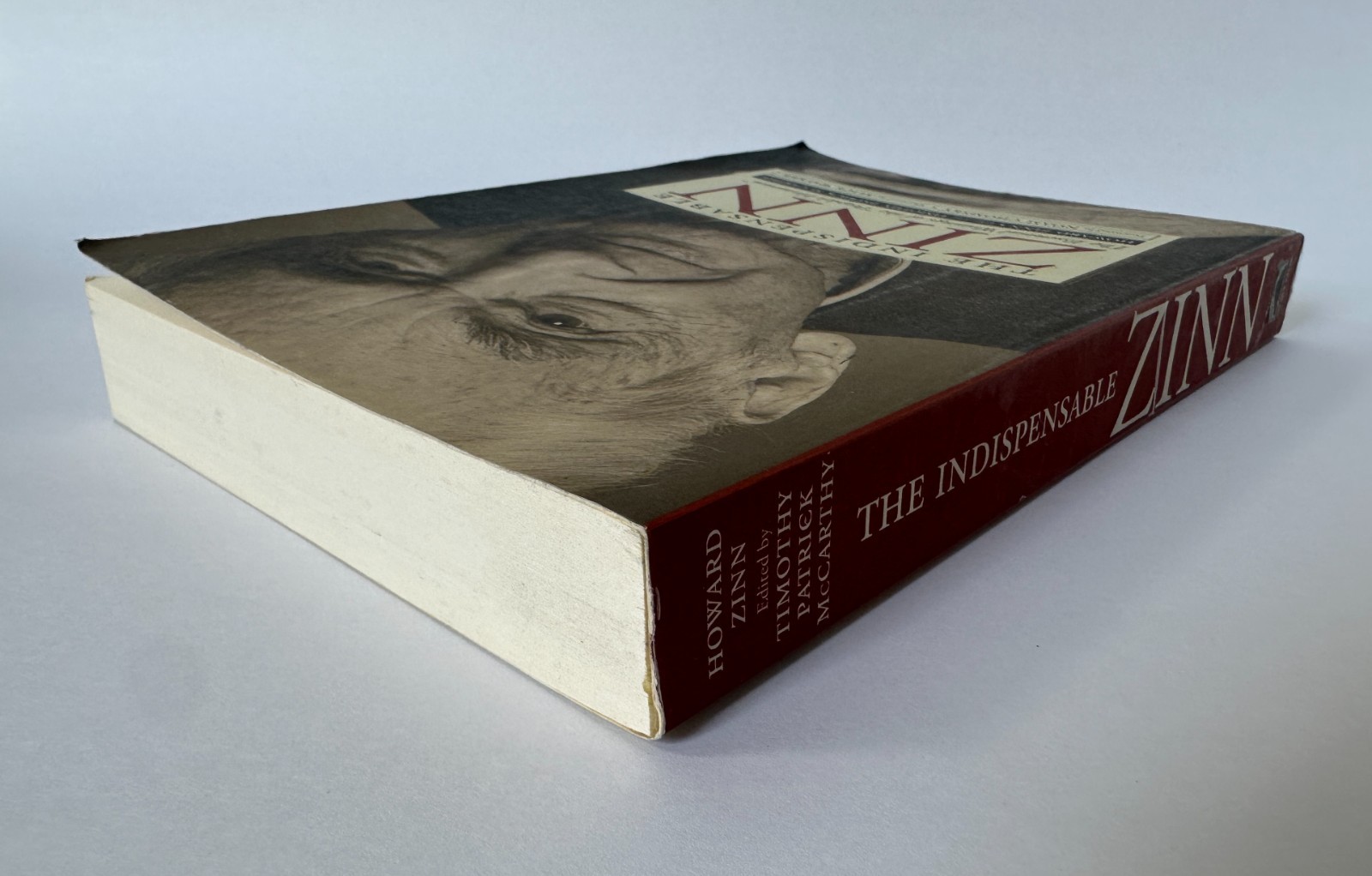 HOWARD ZINN The Indispensable Zinn: Essential Writings | 2012 Paperback