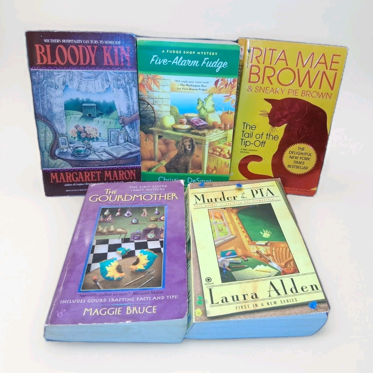 Lot of 10 Cozy Mysteries – Baking, Crafts, Animals – Mixed Authors FREE SHIPPING