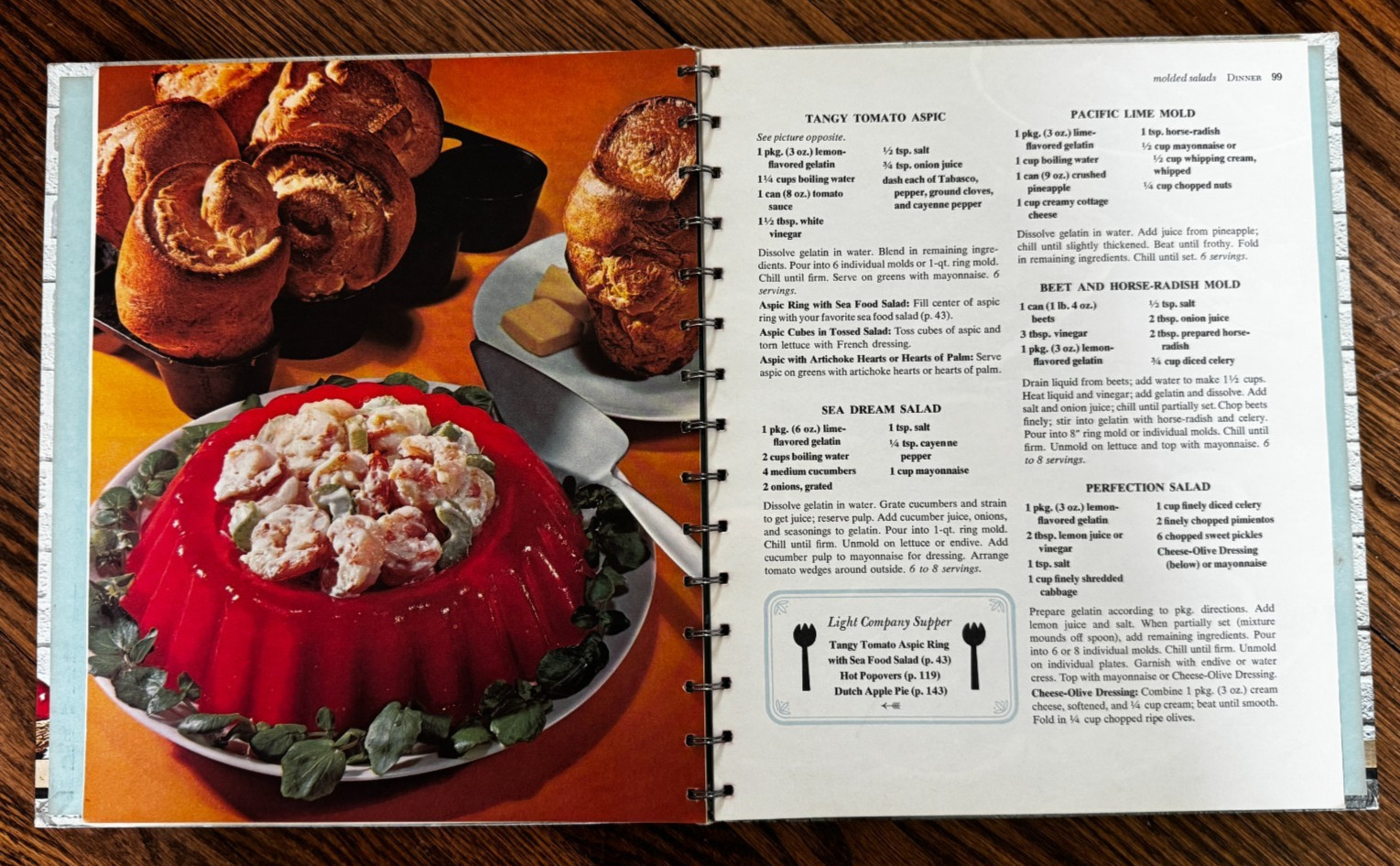 Betty Crocker Good and Easy Cook Book 1962 1st Edition 3rd Printing 192 Pages