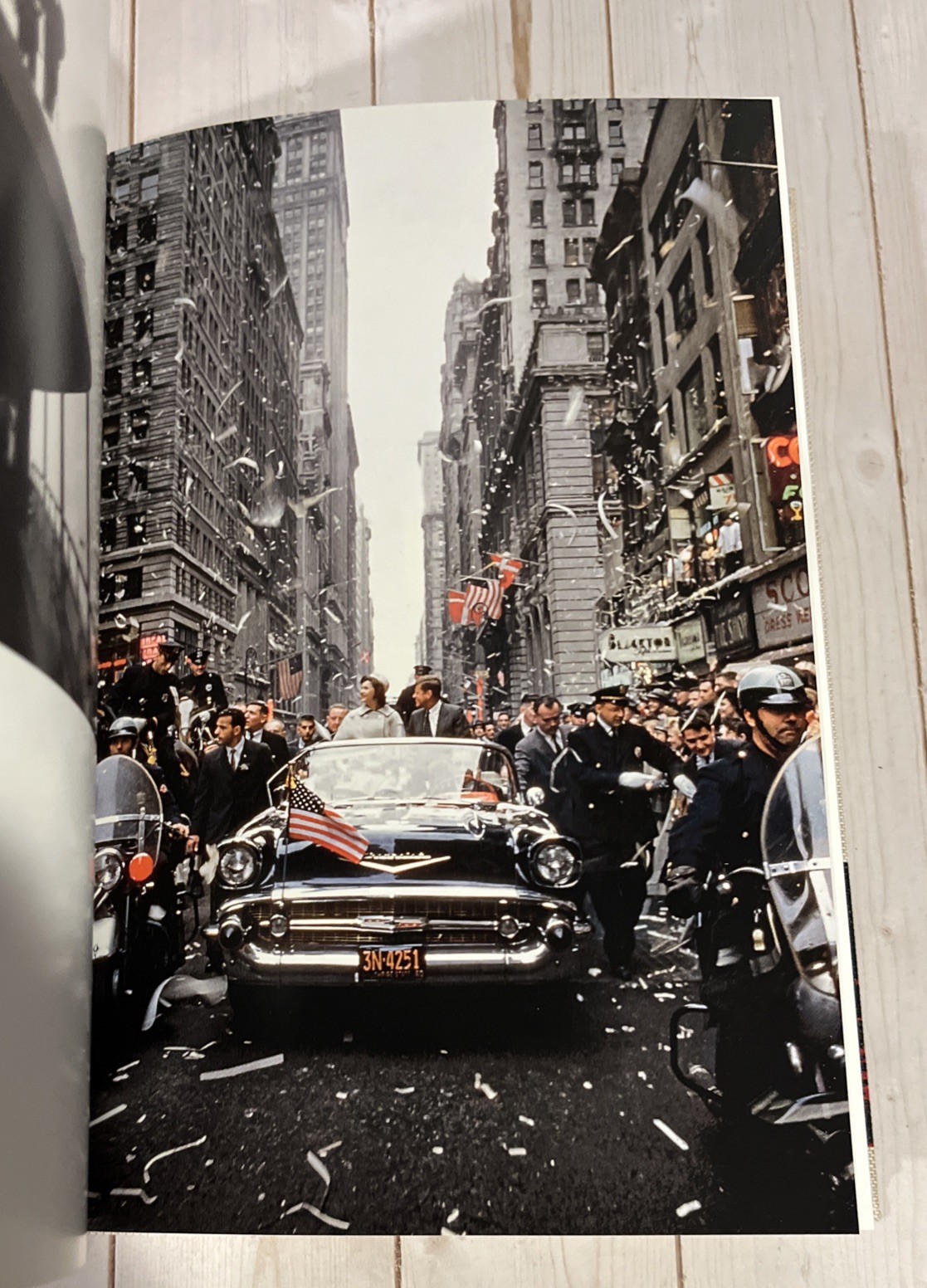 New York Portrait Of A City 2017 Taschen Hardcover 10 x 7.5 in Photography Book