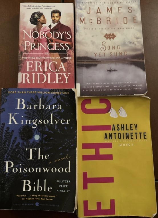 Lot of 45+ Mystery Romance Crime WOMEN FICTION Books J.D Robb Novels & Audiobook